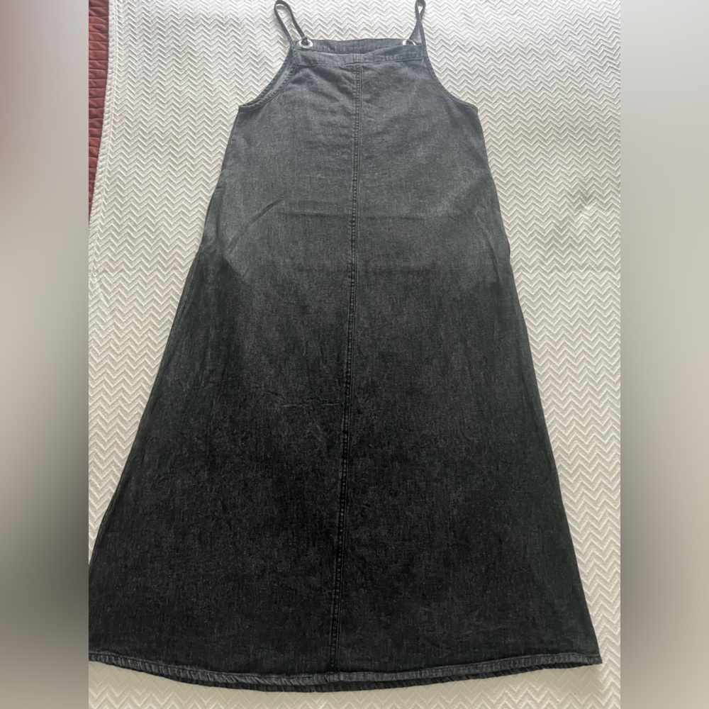 Quacker Factory Denim Overall Dress - Picture 13 of 13